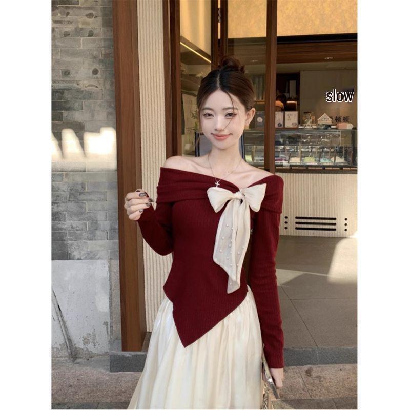 DeRong Irregular Bow One-Shoulder Knit Top - Slim Fit Women's Long-Sleeve for Autumn/Winter Collection
