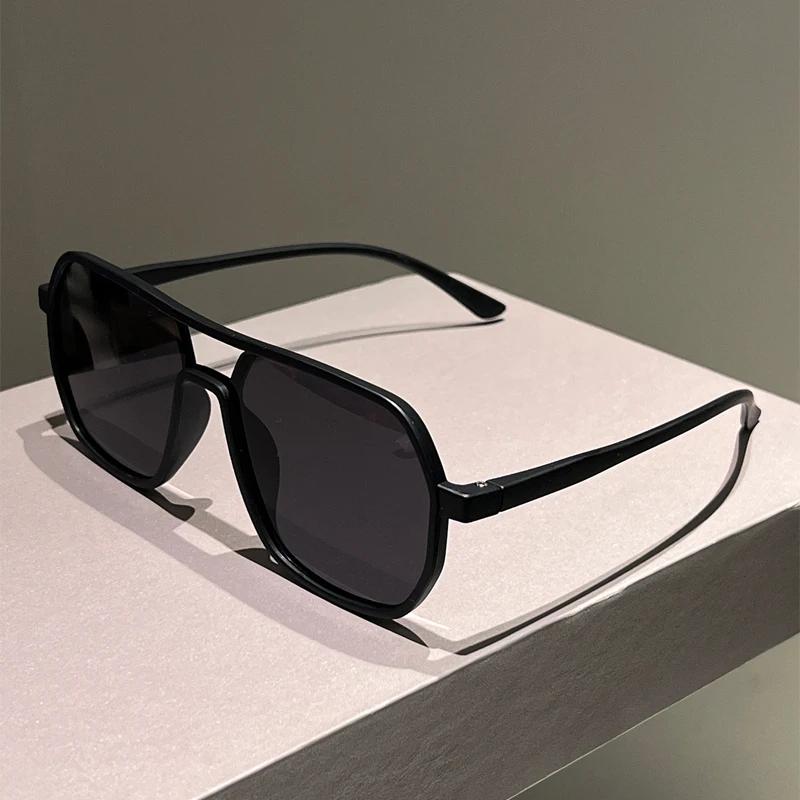 Popular Irregular Rim Sunglasses Men Fashion Vintage Double Bridge Shades Eyewear Women Trendy Brand Design Mirror Sun Glasses