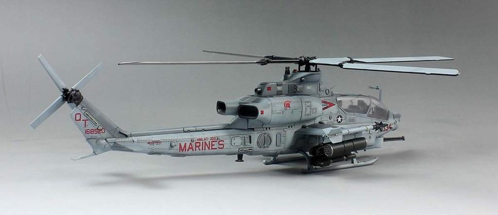 Dream Model 1/72 US Marine Corps AH-1Z Viper Attack Helicopter Plastic Model DMO720012