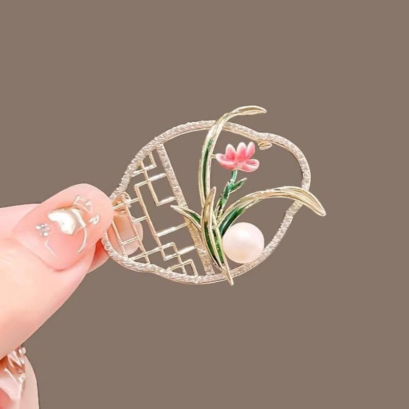 The Ancient-style Orchid Brooch Exudes A Sense of Sophistication for Women with A High-end Pearl Charm and A Unique Chinese Style Brooch