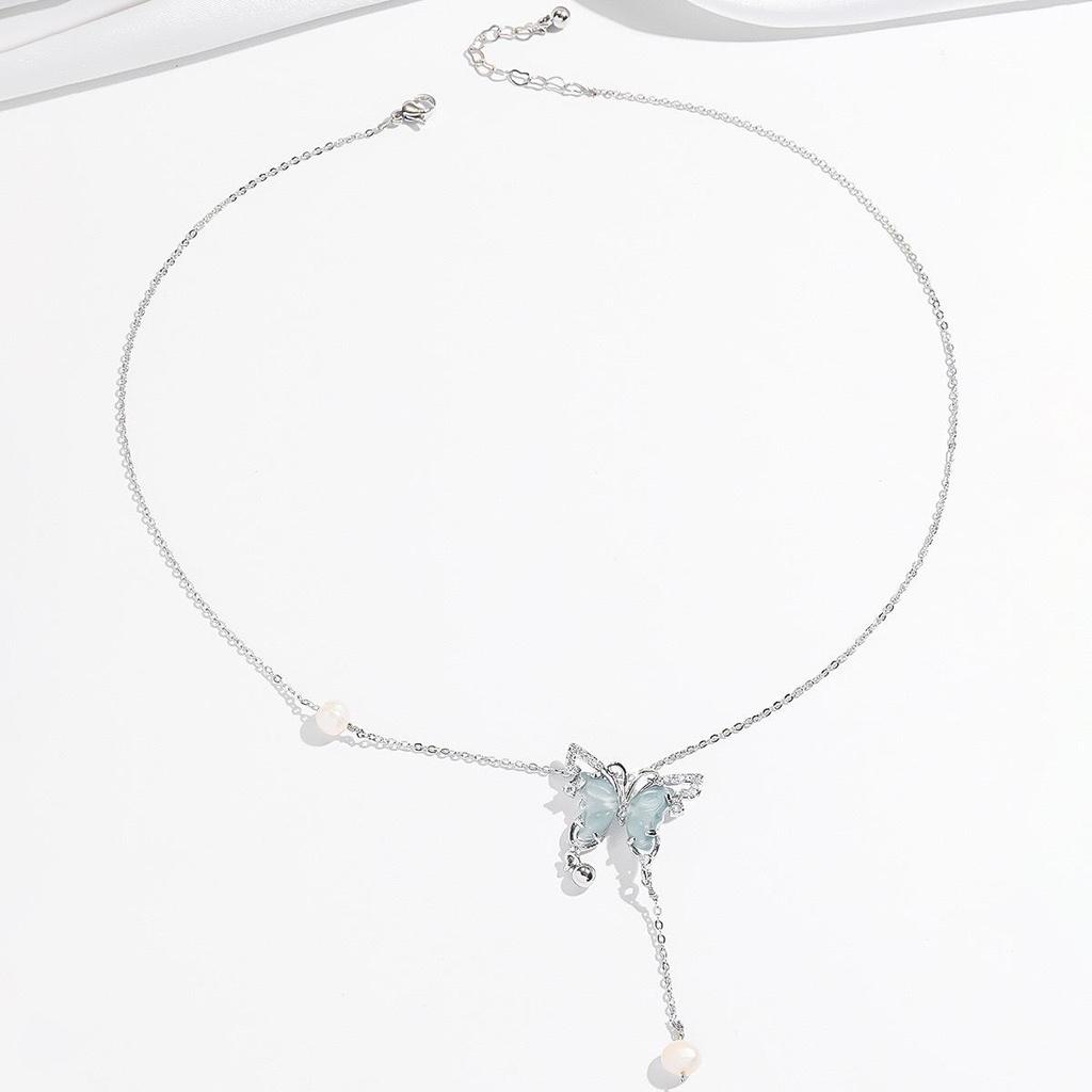 Butterfly Necklace with Color-Retaining Zircon - Fashionable, Versatile Women's Jewelry Accessory.