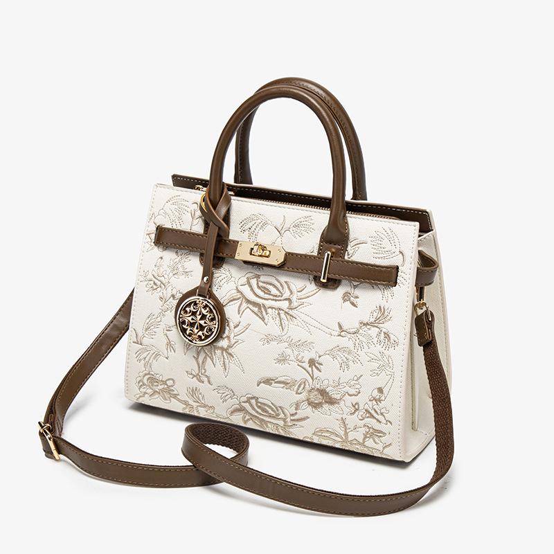 Versatile Portable Fashion Women'S Shoulder Messenger Bag Big Bag Summer