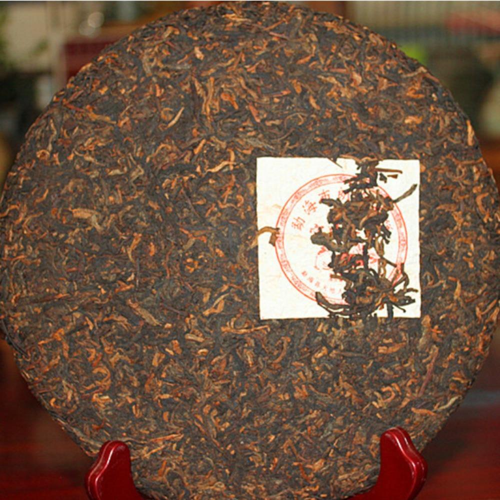 Yunnan Pu er Ripe Golden Bud 357g Natural Herbal Energy Tea 01