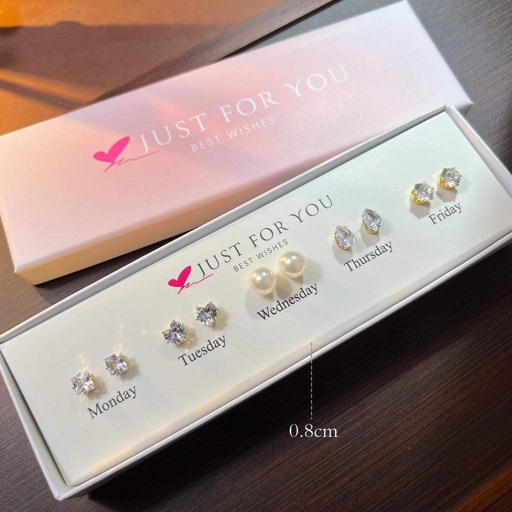 2025 Simple Bow, Star, Moon & Butterfly Stud Earrings Set with Gift Box