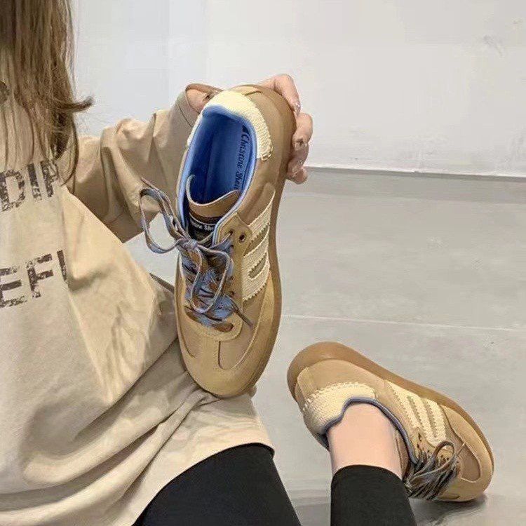 Yinyin new autumn color matching casual retro style round head lace-up German training shoes versatile Forrest Gump shoes board shoes new