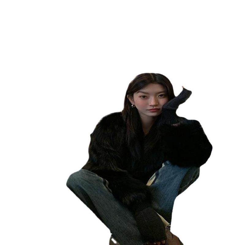 Fur coat women's autumn and winter new imitation fox hair short toka hair coat with thicker temperament