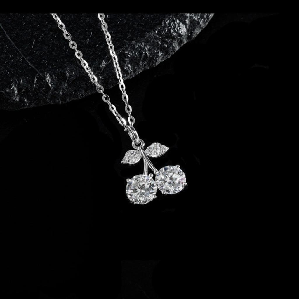 Cherry Necklace, Female Ins, Cool Style Necklace, Light Luxury, Niche, High-end, Versatile Collarbone Chain