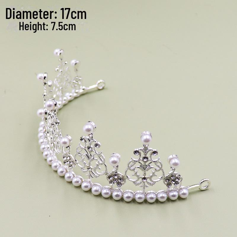 Queen Crown Cake Decoration with Lace, Pearls, and Baby's Breath for Birthdays