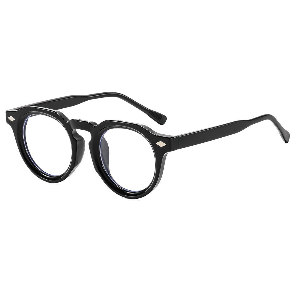 Retro Female Sunglasses Artist Small Oval Sun Glasses Casual Daily Sun Shades Rivets Decoration UV400