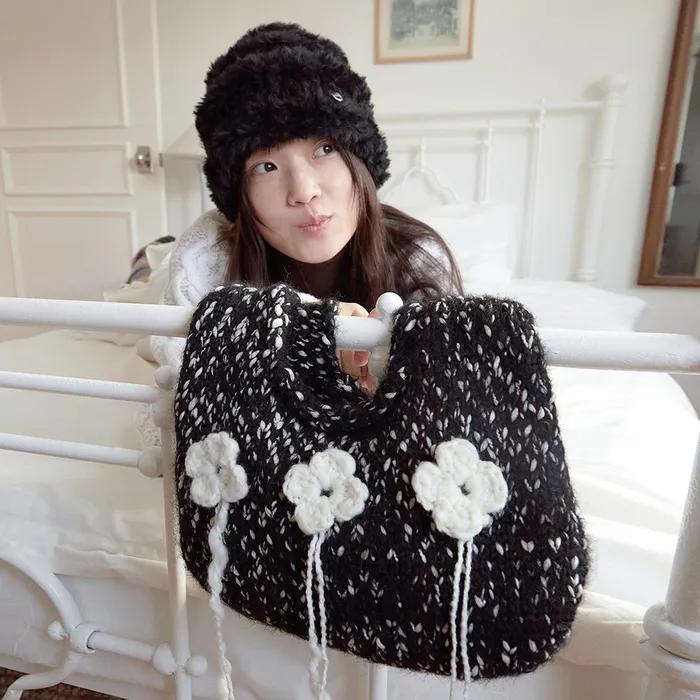 Clover Knit Bag - Black