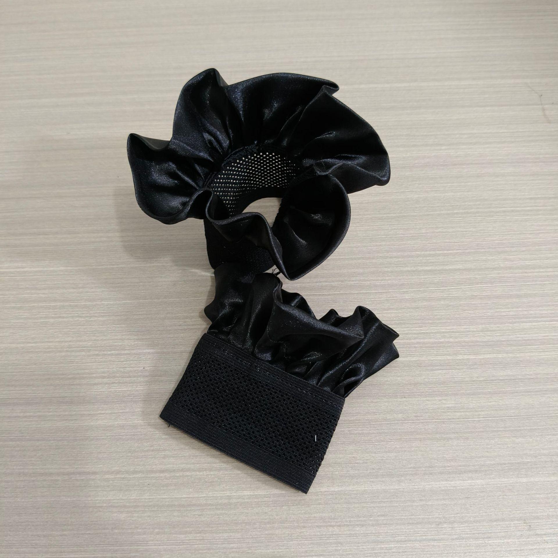 

Palace Wind Studio снимает аристократический черный плиссированный воротник-подделку