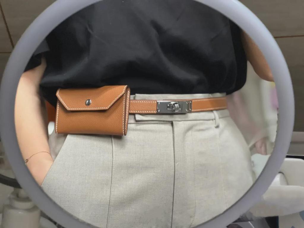 Ladies' High-End Cowhide Leather Belt and Waist Bag: Decorative Accessory for Coats, Dresses, and Trousers.