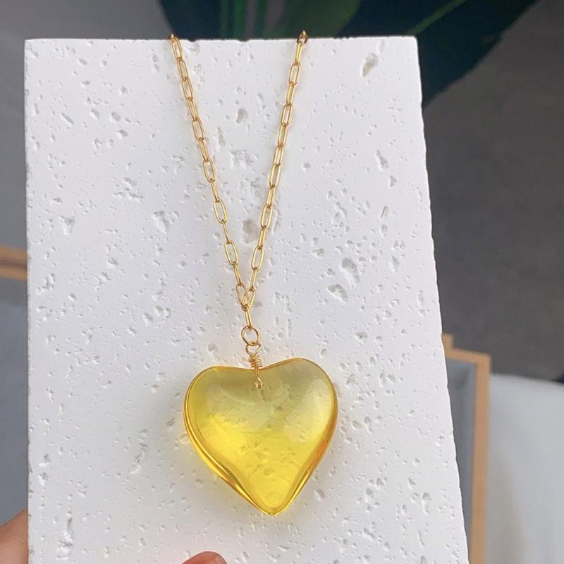 Heart Neck Jewelry Pendant Choker Necklace Alloy Material Jewelry Gift for Girls