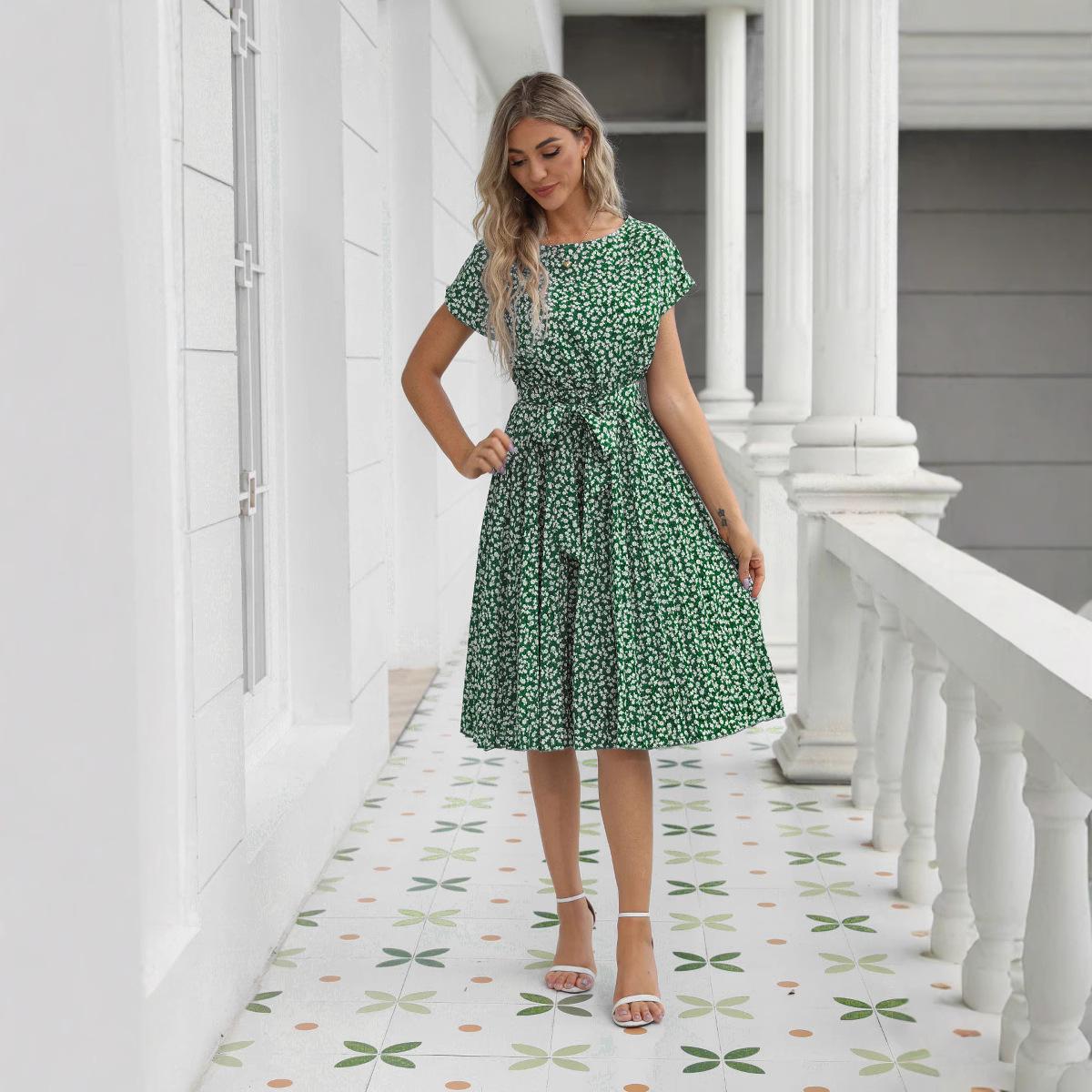 

Сукня-запаска з коротким рукавом з квітковим принтом у зеленому, темно-синьому, рожевому та світло-блакитному кольорах S