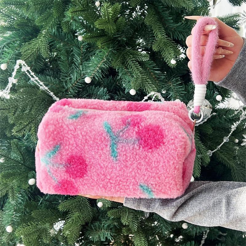 Cute Sweet Plush Makeup Bag Large Capacity Soft Storage Bag Large Clutch Portable Travel Cosmetic Toiletry Bags For Girls Gift