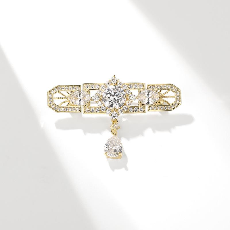 Bo Xin Yun Women s Premium Zirconia Bar Brooch with Tassel and Water Drop Design