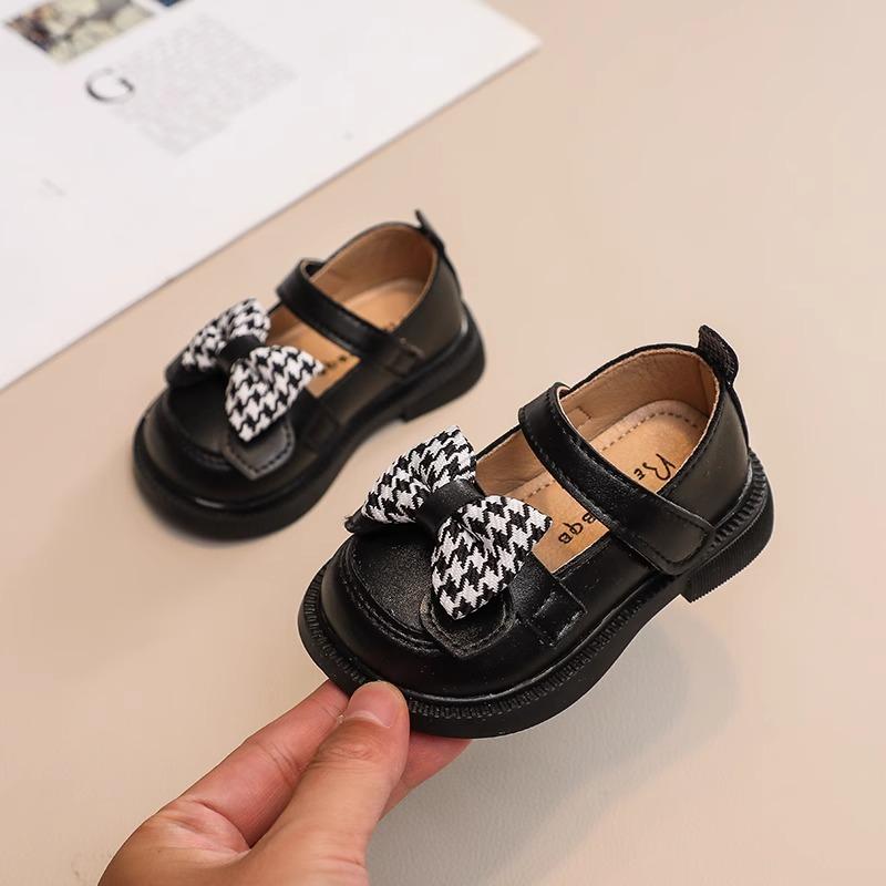 

Прогулочная обувь для маленьких девочек 0-1-2 лет, весенне-осенняя обувь на мягкой подошве с квадратным горлышком, обувь принцессы для маленьких девочек 20/22 чёрный