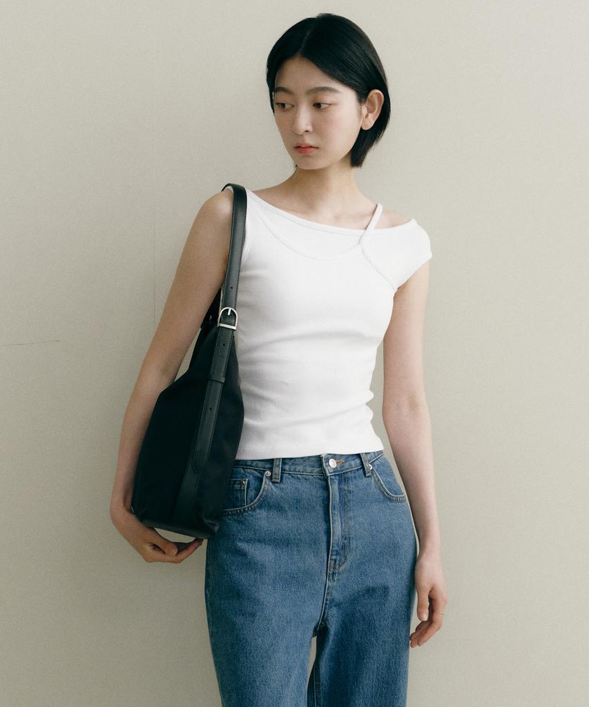 Ostkaka Louis Shoulder Nylon Black