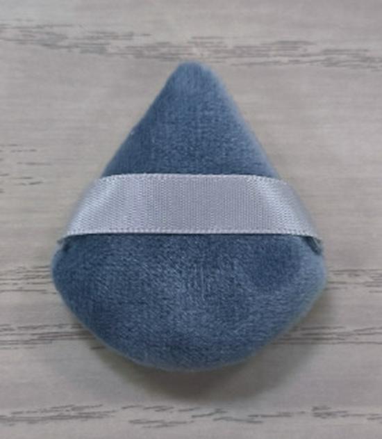 Dual-Use Triangular Flocking Powder Puff for Wet & Dry Makeup
