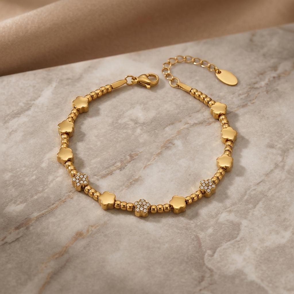 Zircon Star Beaded Bracelet Stainless Steel 18K Gold Plated 18cm Chain Length