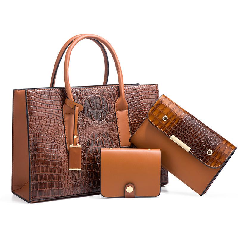 

Crocodile Pattern Portable Women S Bag Trendy Fashion Shoulder Bag Large Capacity Three-Piece Set Mother And Child Bag темно-коричневого кольору