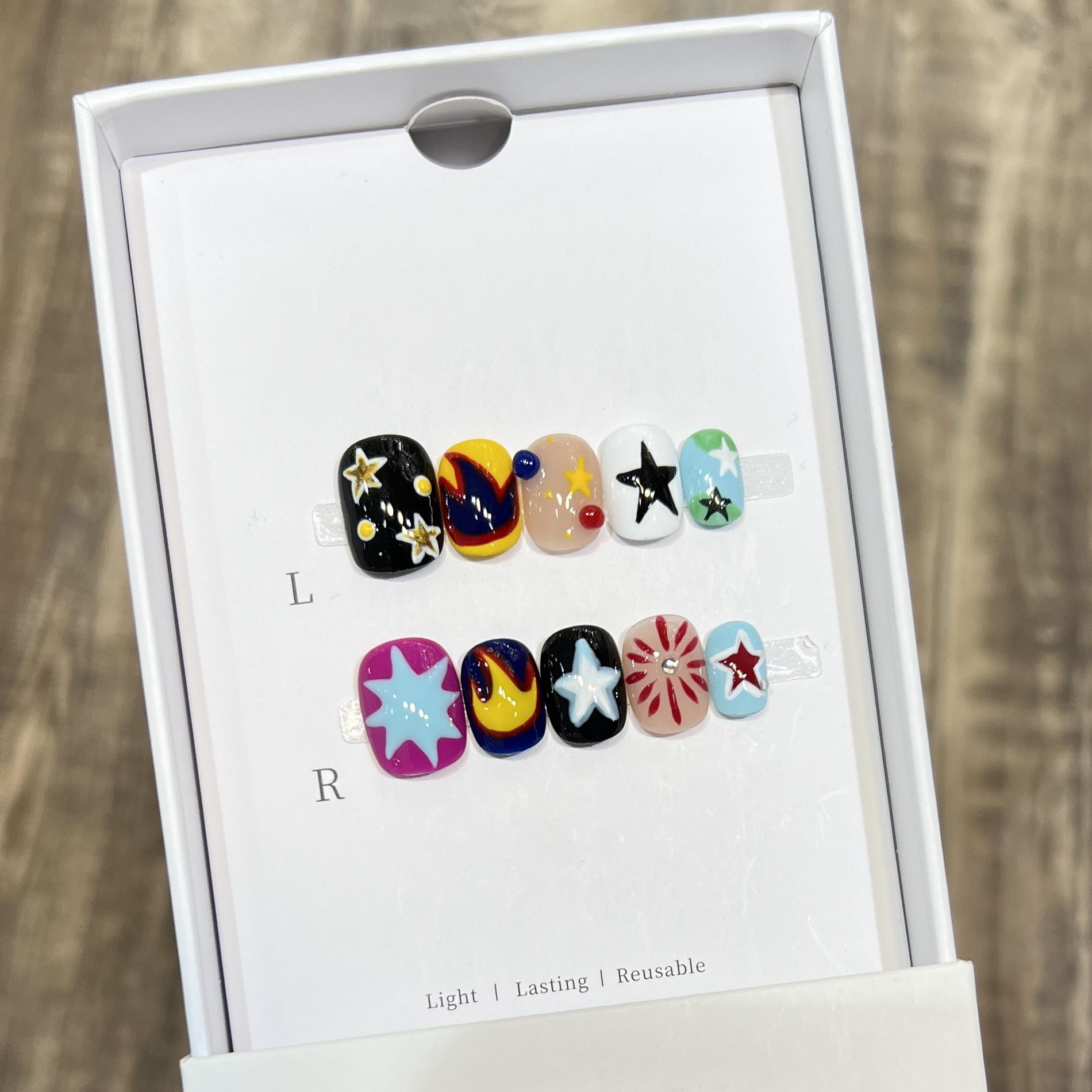 

Pure Hand-painted Armor Piece Hand-painted Cartoon Flame Stars Ins Style Personalized Sweet and Cool Manicure Can Be Detached Large L