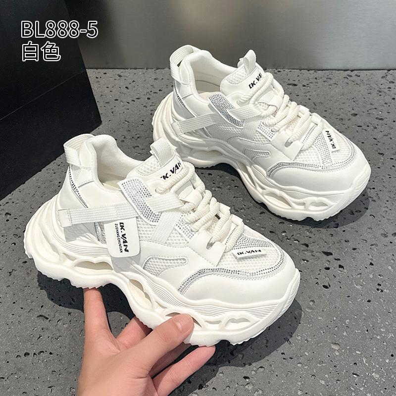 

Thick-bottomed breathable mesh rhinestone dad new muffin sports and leisure shoes in autumn and winter 34 белый