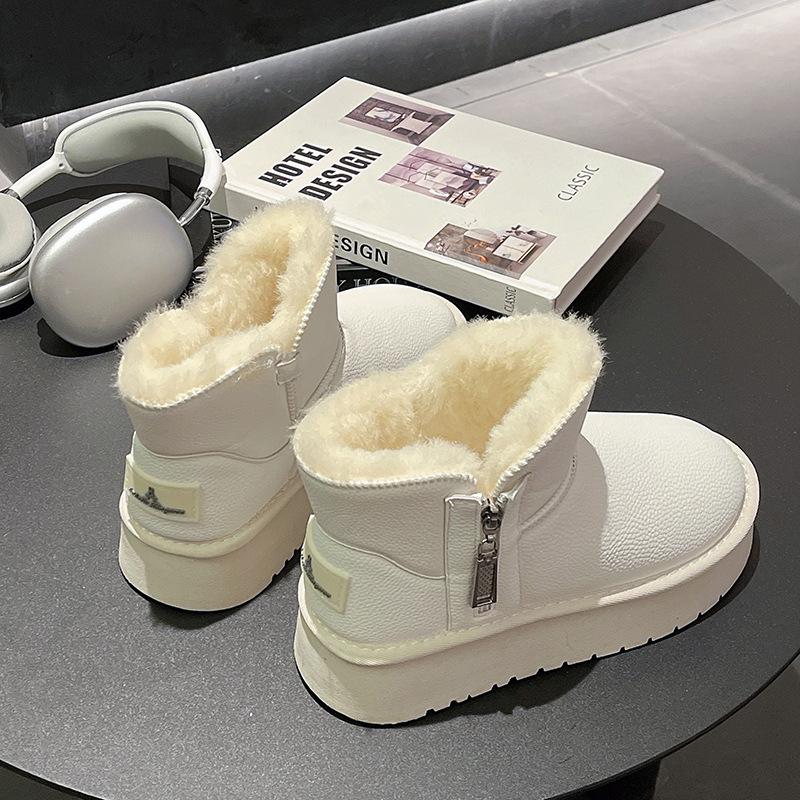 

Thick-soled short snow boots women s winter 2025 new short boots women s Northeast large cotton shoes women s velvet thickened warm 40