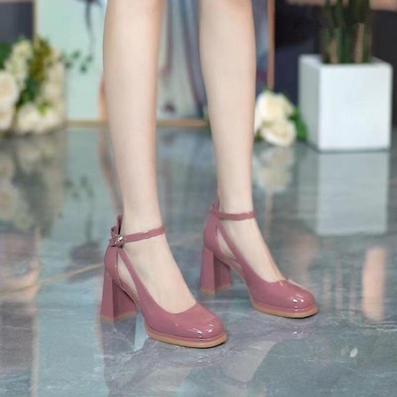 Autumn new fashionable retro versatile one-word buckle breathable belt thick heel high heels women's shallow mouth patent leather single shoes