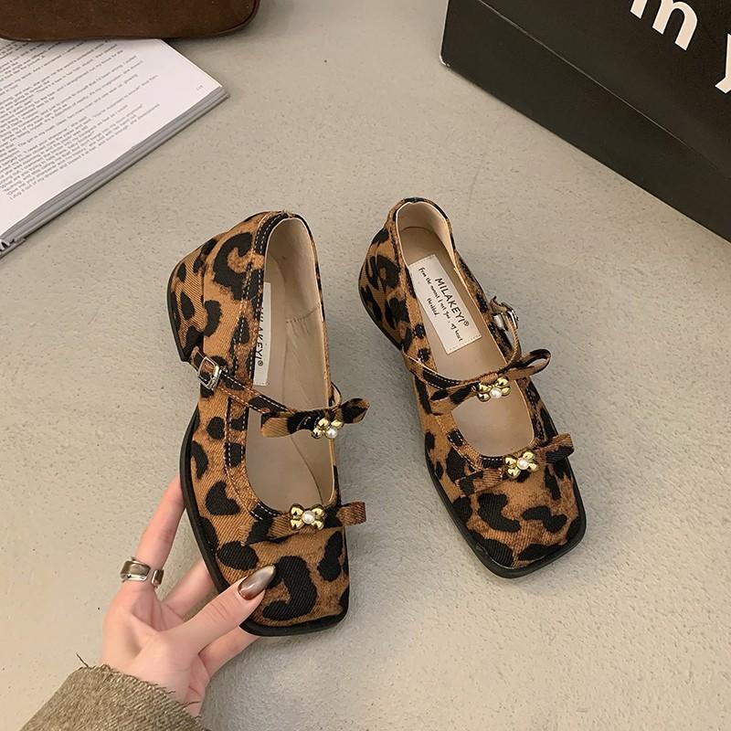 

French retro Mary Jane shoes thick heels high heels black loafers spring and autumn high-end single shoes with skirts women s shoes 40