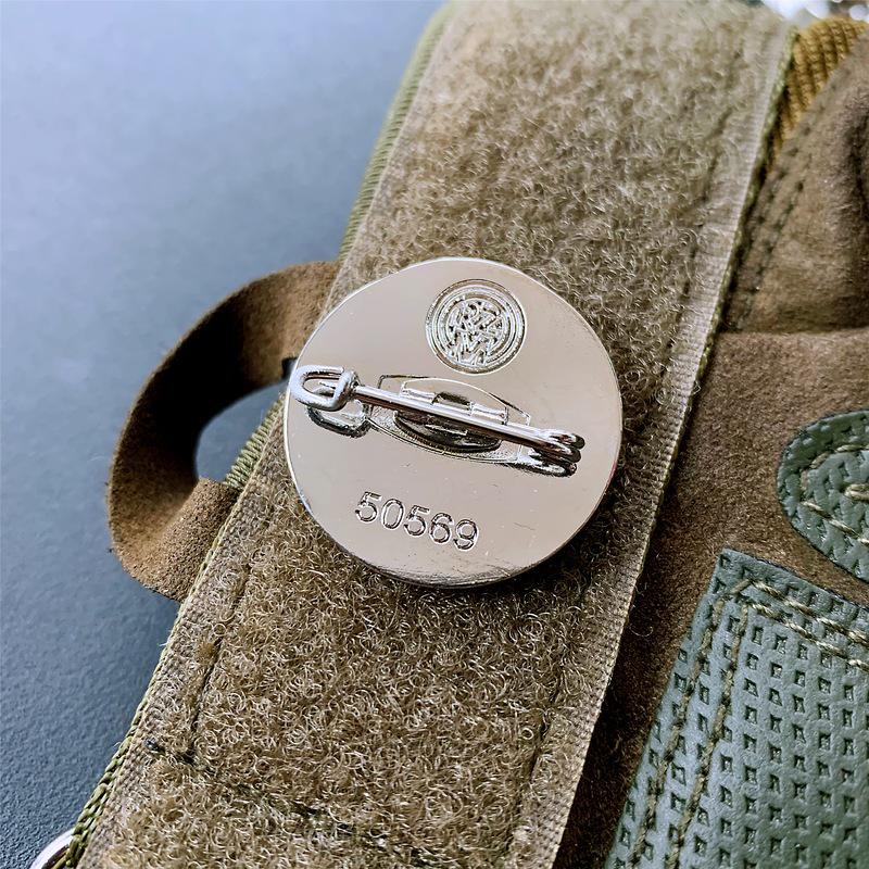 

Прусский знак Мальтийского креста Советская памятная медаль значок