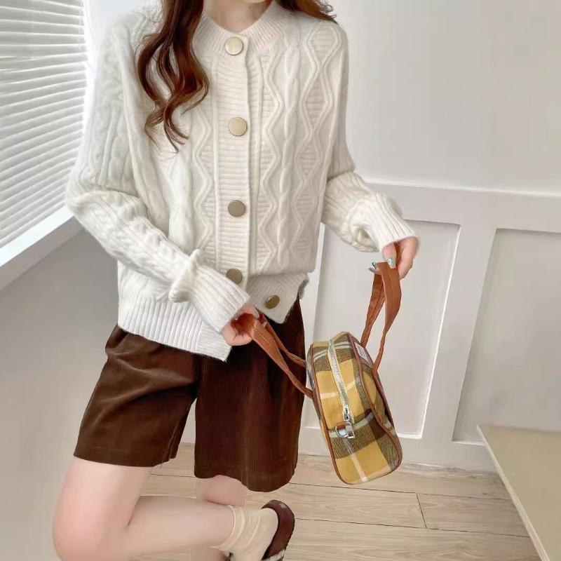 Autumn and Winter New Round Neck Retro Twist Knitted Cardigan Sweater Jacket Lazy Style Design Soft Waxy Sweater Women