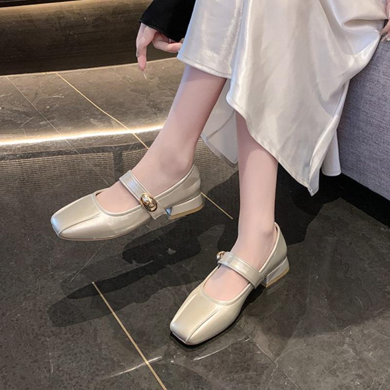 Fashion Low Heel Single Shoes Fashion Square Toe Shallow Mouth Pleated Metal Buckle One Strap Soft Sole Non-Slip Block Heel Shoes