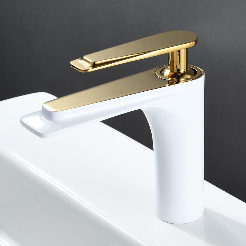 Northern Europe Basin Faucet Hot Cold Mixers Taps Deck Mount Bathroom Sink Basin Faucets Single Handle White Black Gold