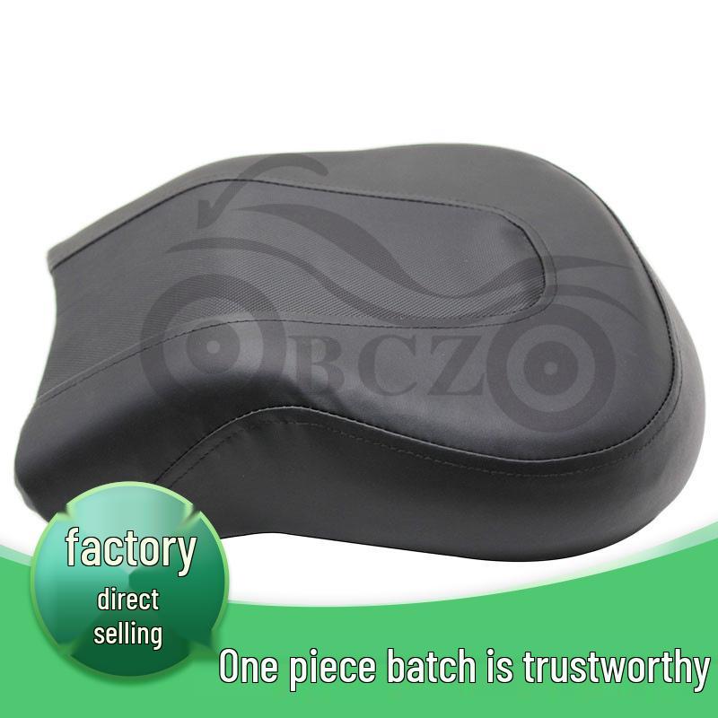 Harley Fat Boy Leather Rear Seat Cushion & Tail Bag Rear Seat Cushion