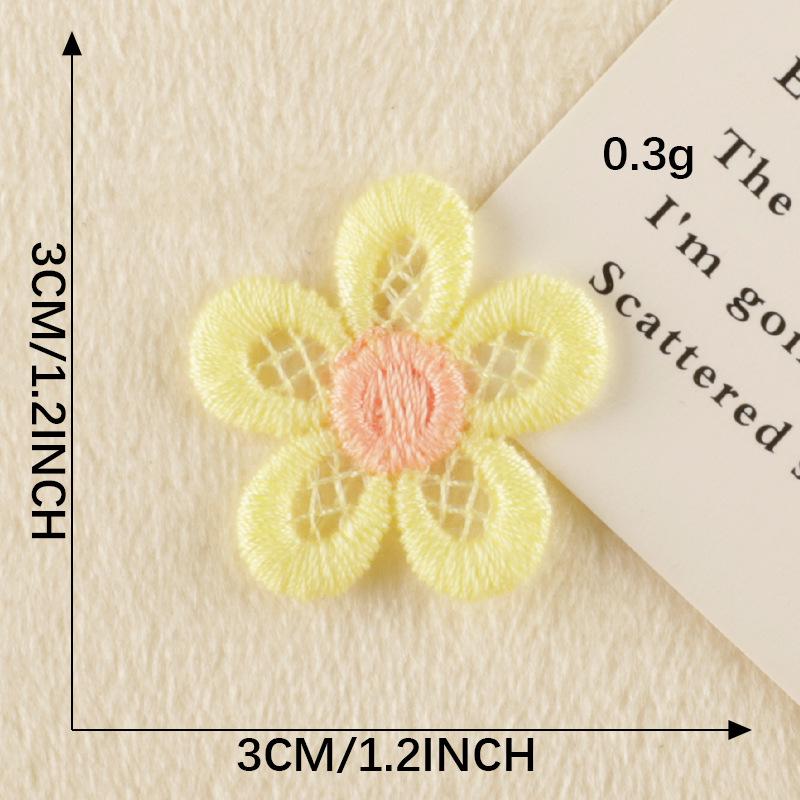 Pegatinas y parches bordados de flores de dibujos animados para manualidades, joyas, broches, accesorios para el cabello y ropa.