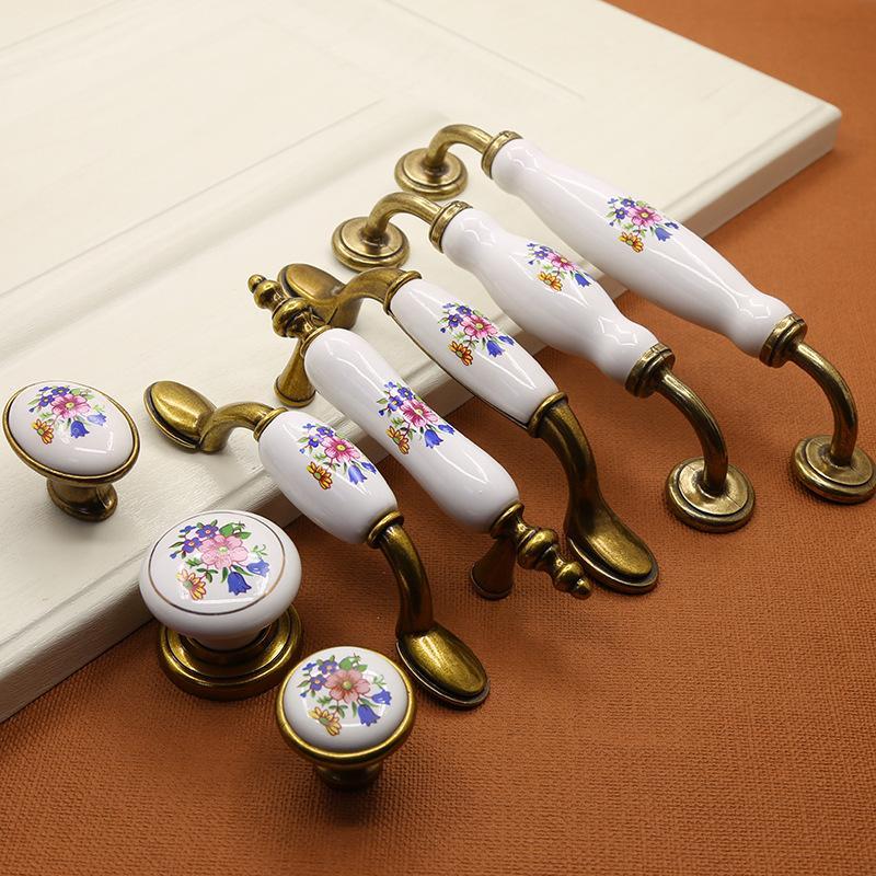 European Flower Ceramic Handles Kitchen Cabinet Storage Dressers Classic Wardrobe Cabinet Closet Door Pulls