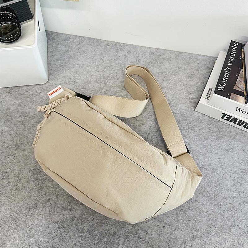 Lässige Textur Nischen-Design Tasche mit großem Fassungsvermögen 2025 Frühling Neu Ausländischer Stil Mode-Trend Damen Brusttasche