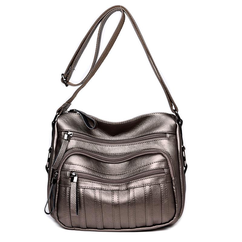 One-shoulder Mother Bag New Washed Skin Soft Skin Middle-aged Women's Crossbody Bag Large Capacity Crossbody Bag