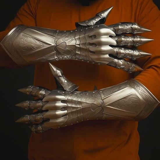 Nazgul-Inspired Etched Gauntlet Gloves Medieval Cosplay Armor  Gothic Fantasy Costume Perfect Halloween  LARP Gift