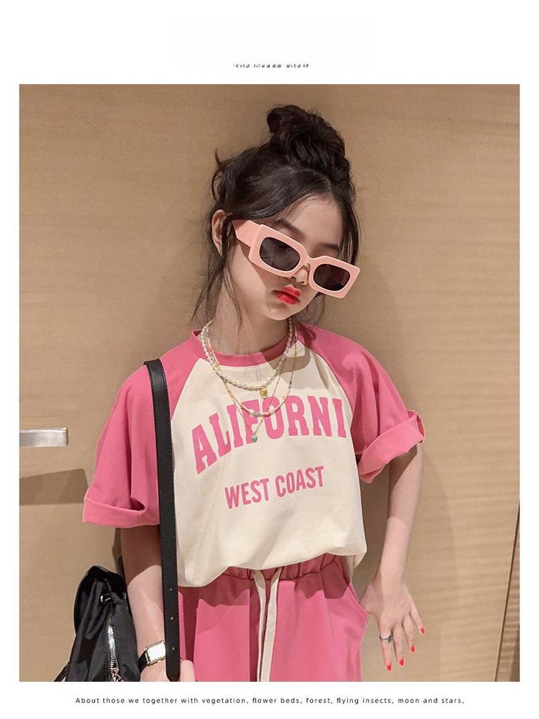 Girls' Stylish Korean-Style Summer Two-Piece Set: Short-Sleeved T-Shirt & Skirt