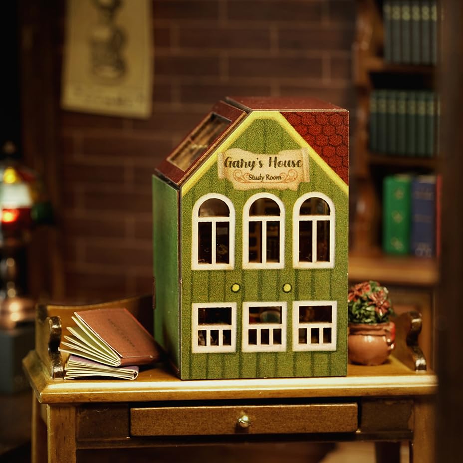 CUTEROOM Wooden Dollhouse DIY Kit for Kids with Miniature Birthday Gift for Interior Decor House Furniture, Girls, (Amy's Style)