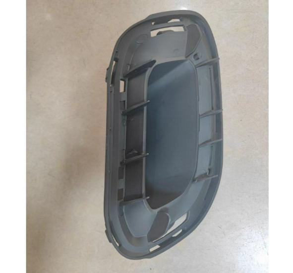 Mercedes-Benz W167 Rear Bumper Tailpipe Bracket (A1678856700, A1678856800)