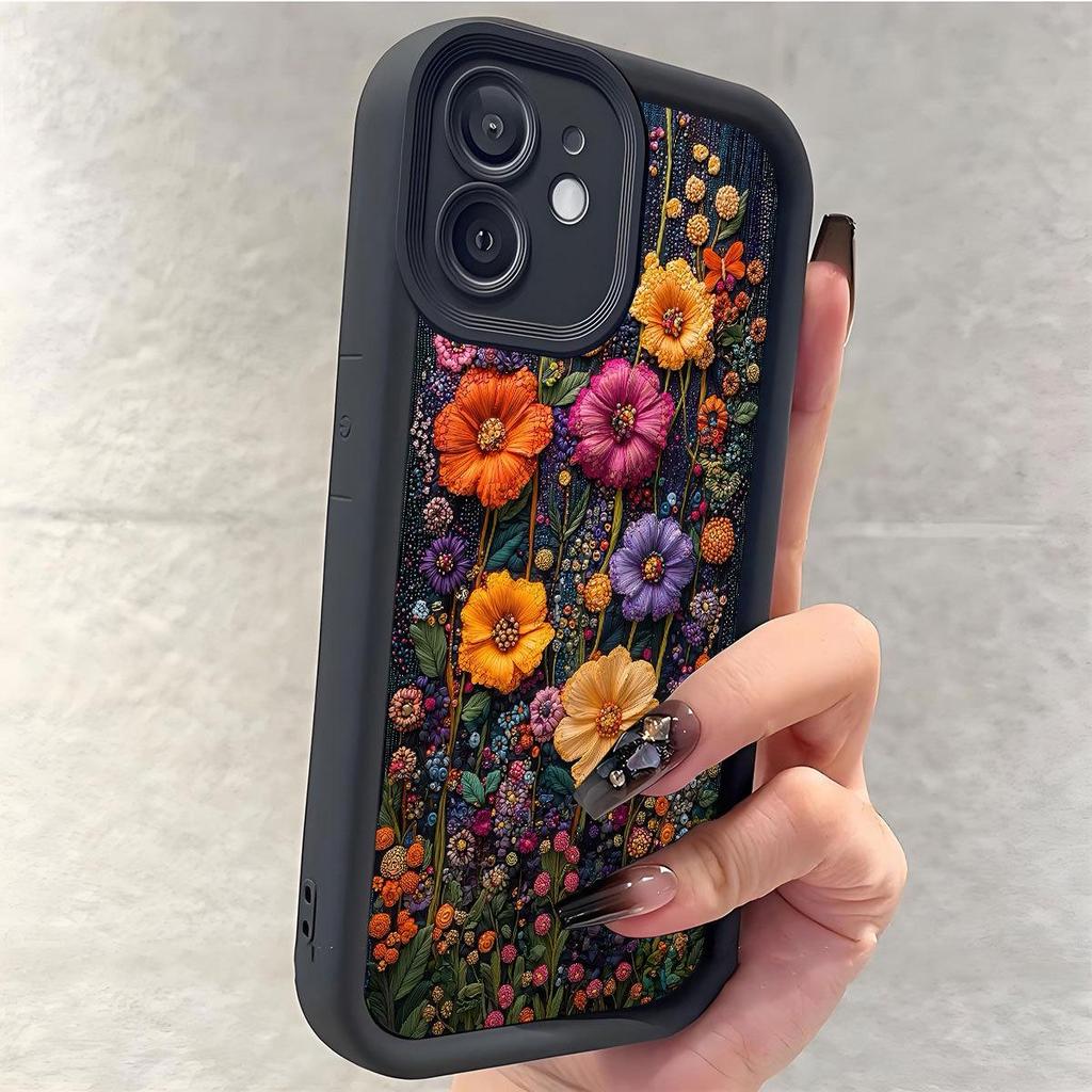 Black Grooved Flower Case for iPhone 14–17 Pro Max