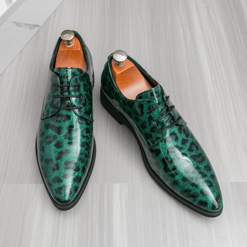 Fashion Men Big Size Leopard Print Casual Dress Shoes Glossy Patent Leather Formal Office Shoes Lace Up Party Wedding Business Oxfords