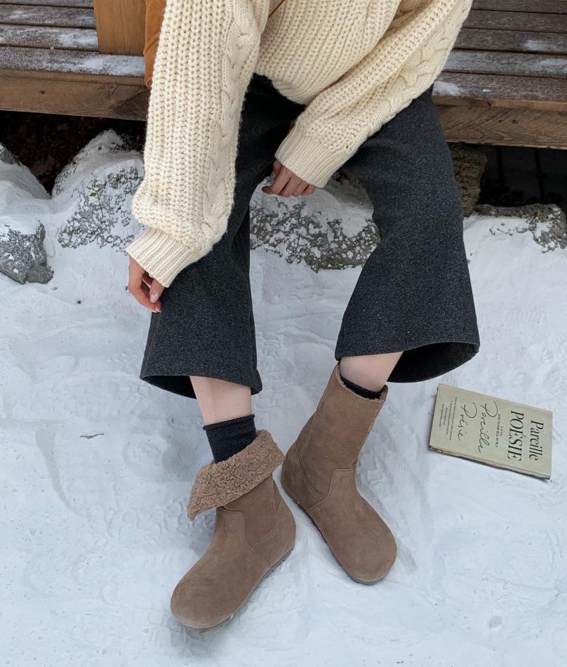

Inner heightening leather snow boots for women 2025 autumn and winter new northeast cotton shoes side zipper wool boots velvet short boots for women 39 хаки