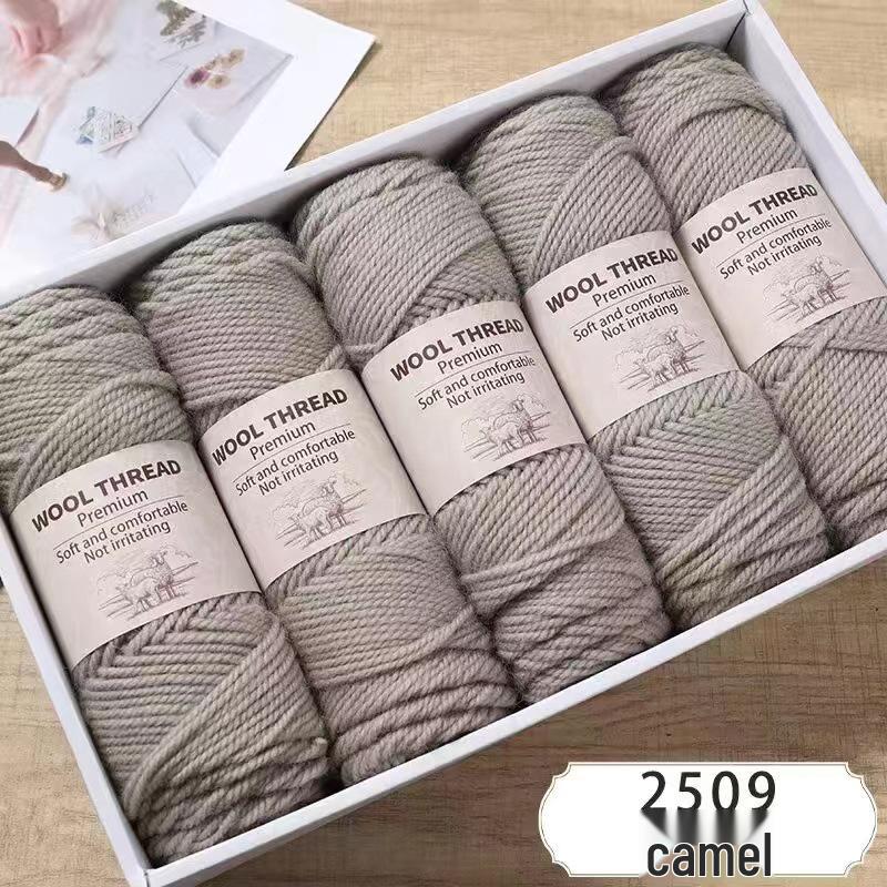 Soft Alpaca Wool Chunky Yarn for Hand Knitting Sweaters, Scarves, and Hats