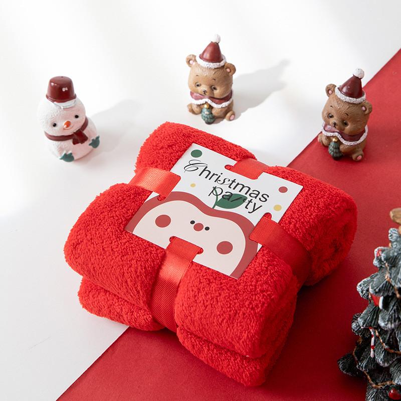 Christmas Holiday Towel With Coral Fleece Material For Festive Gift Giving