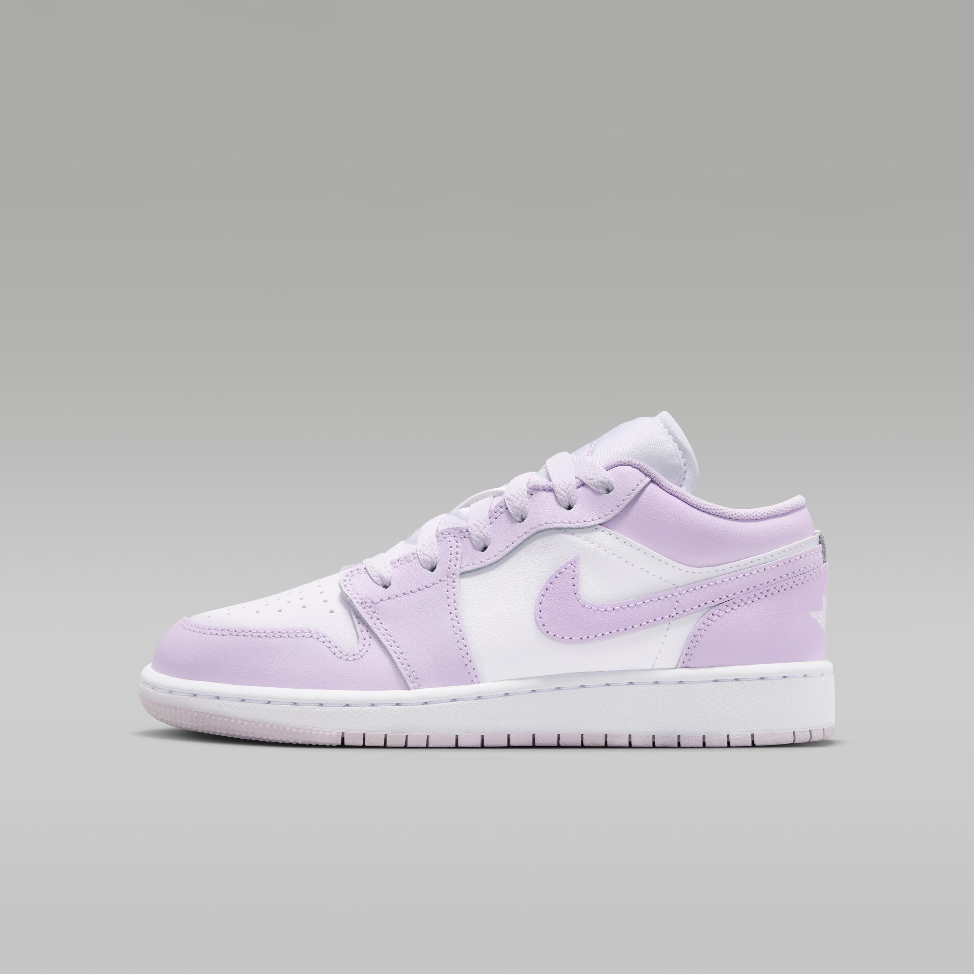 

Jordan 1 Low Barely Grape Violet Mist (GS) 35.5