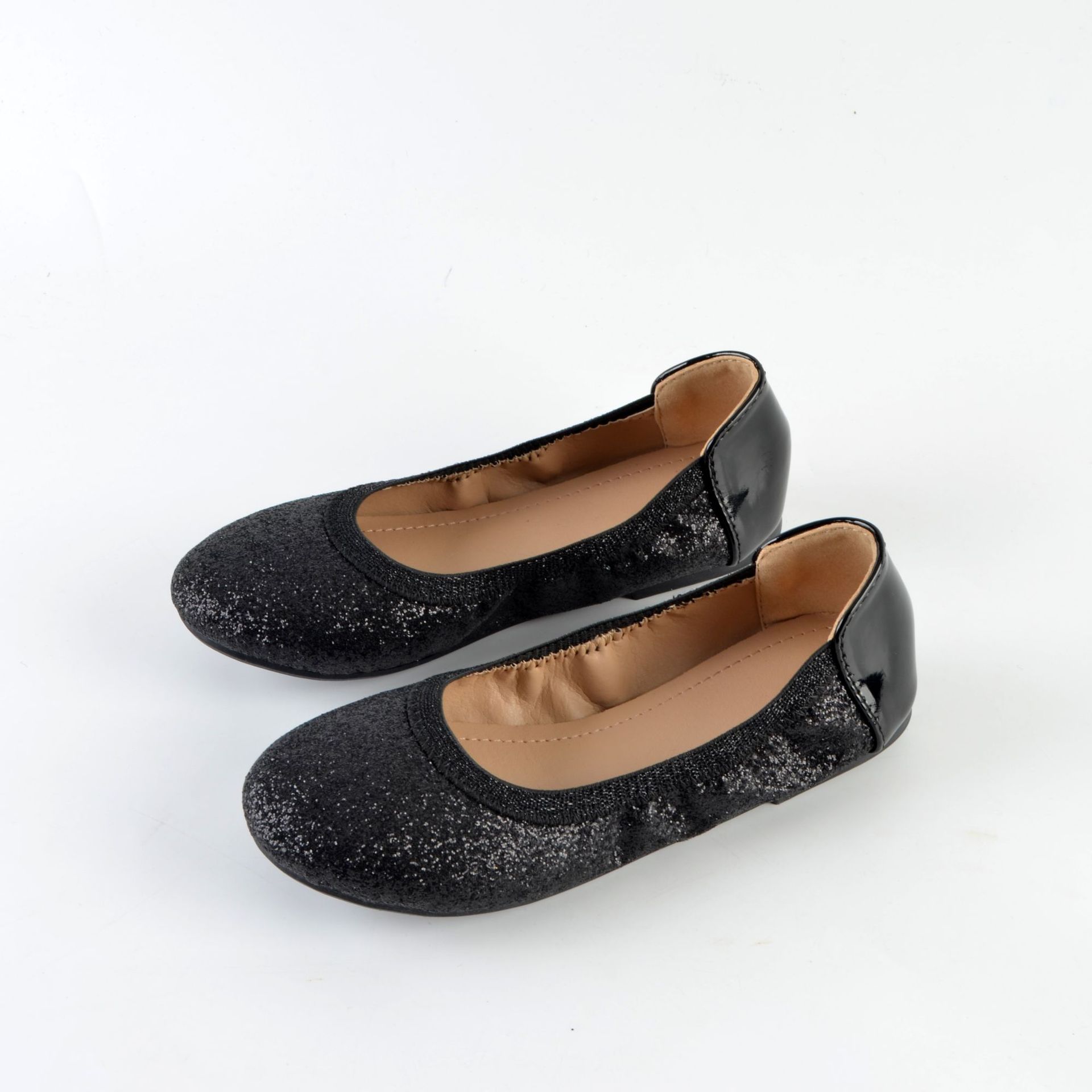 

Туфли Весна и Осень Туфли-яичницы на одной педали 25 чёрный